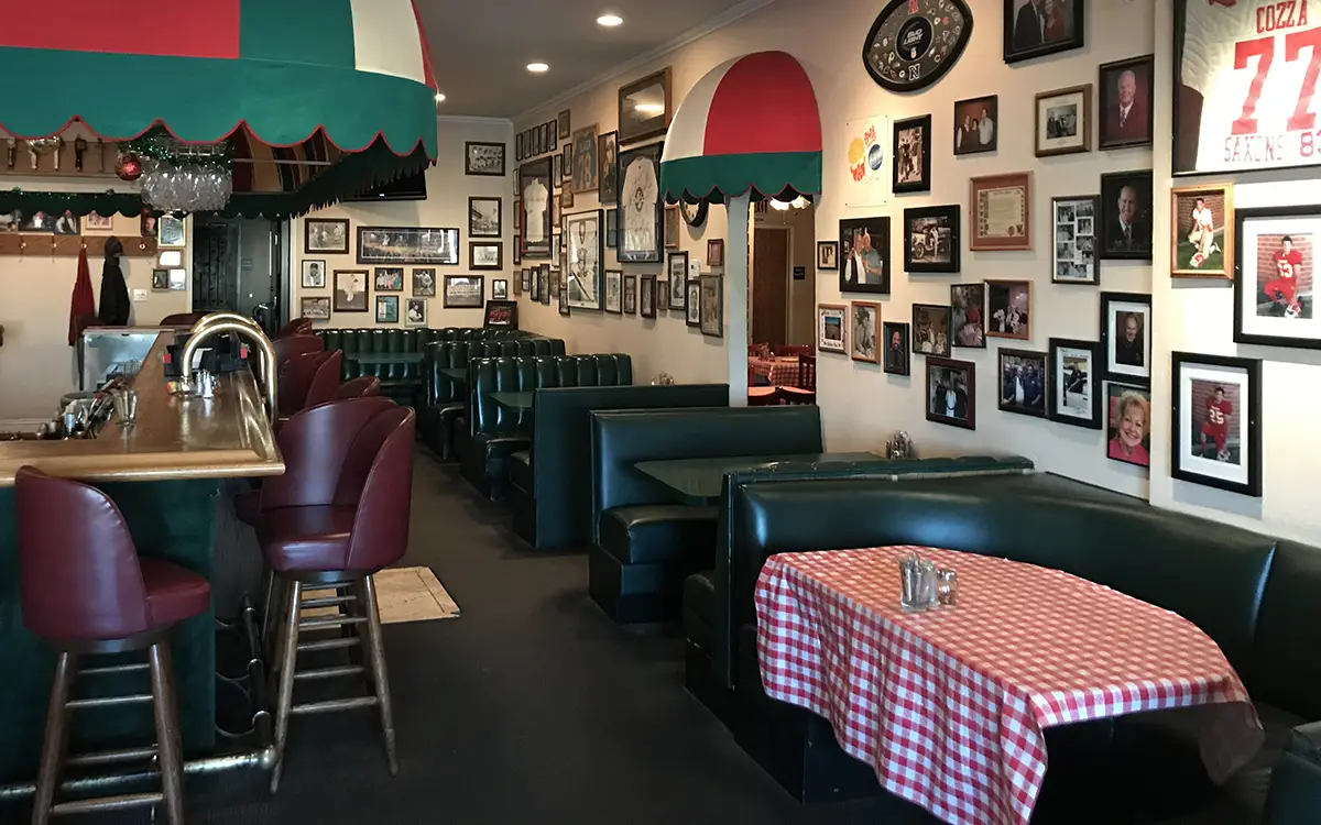 Banquet and catering accommodations at Mama Cozza's